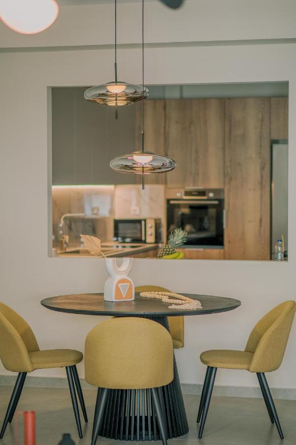 Hama Luxury Seaside Apartments Corinth エクステリア 写真