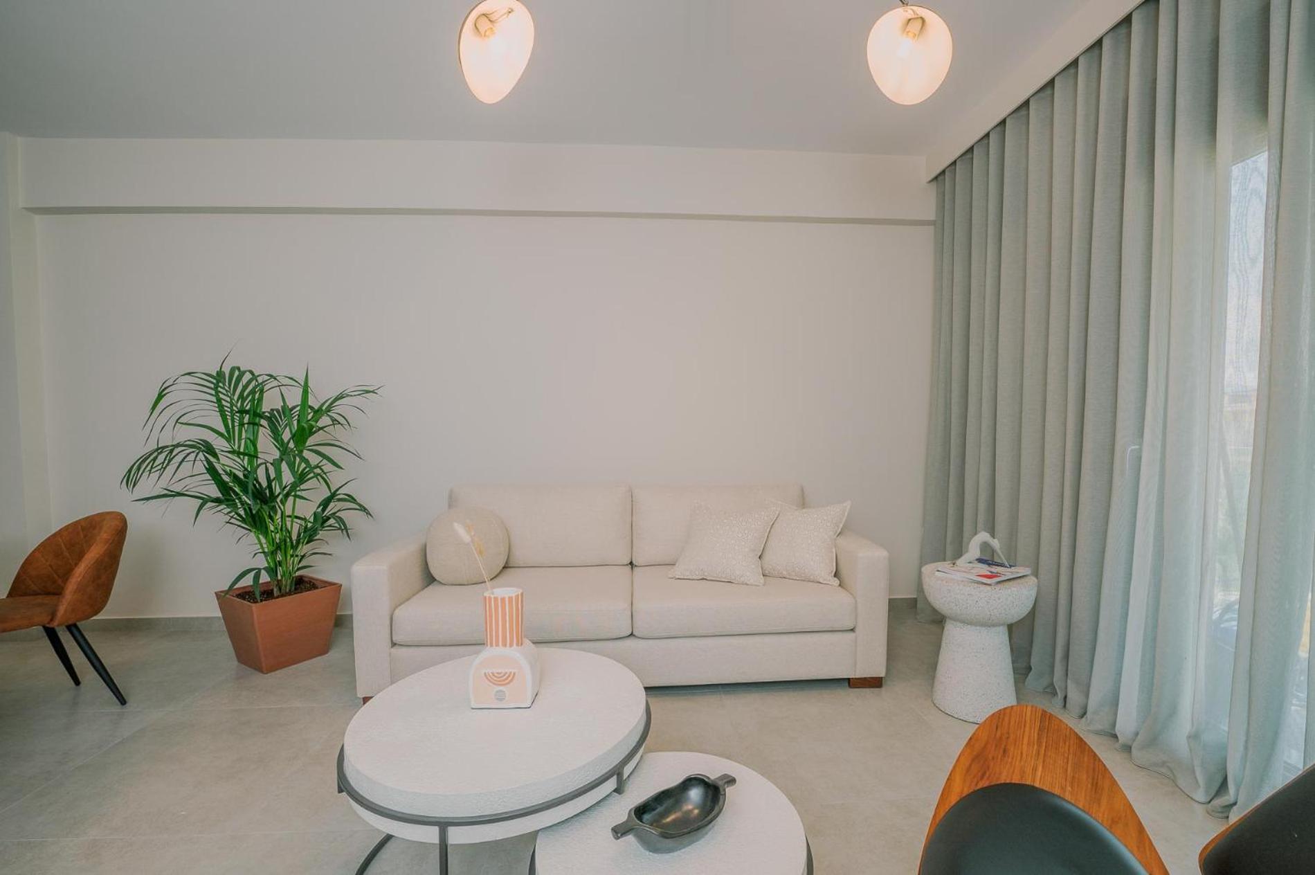 Hama Luxury Seaside Apartments Corinth エクステリア 写真